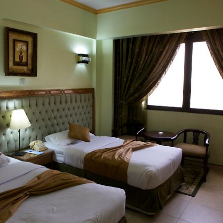 Kuwait Continental Hotel Kuwait City Bagian luar foto