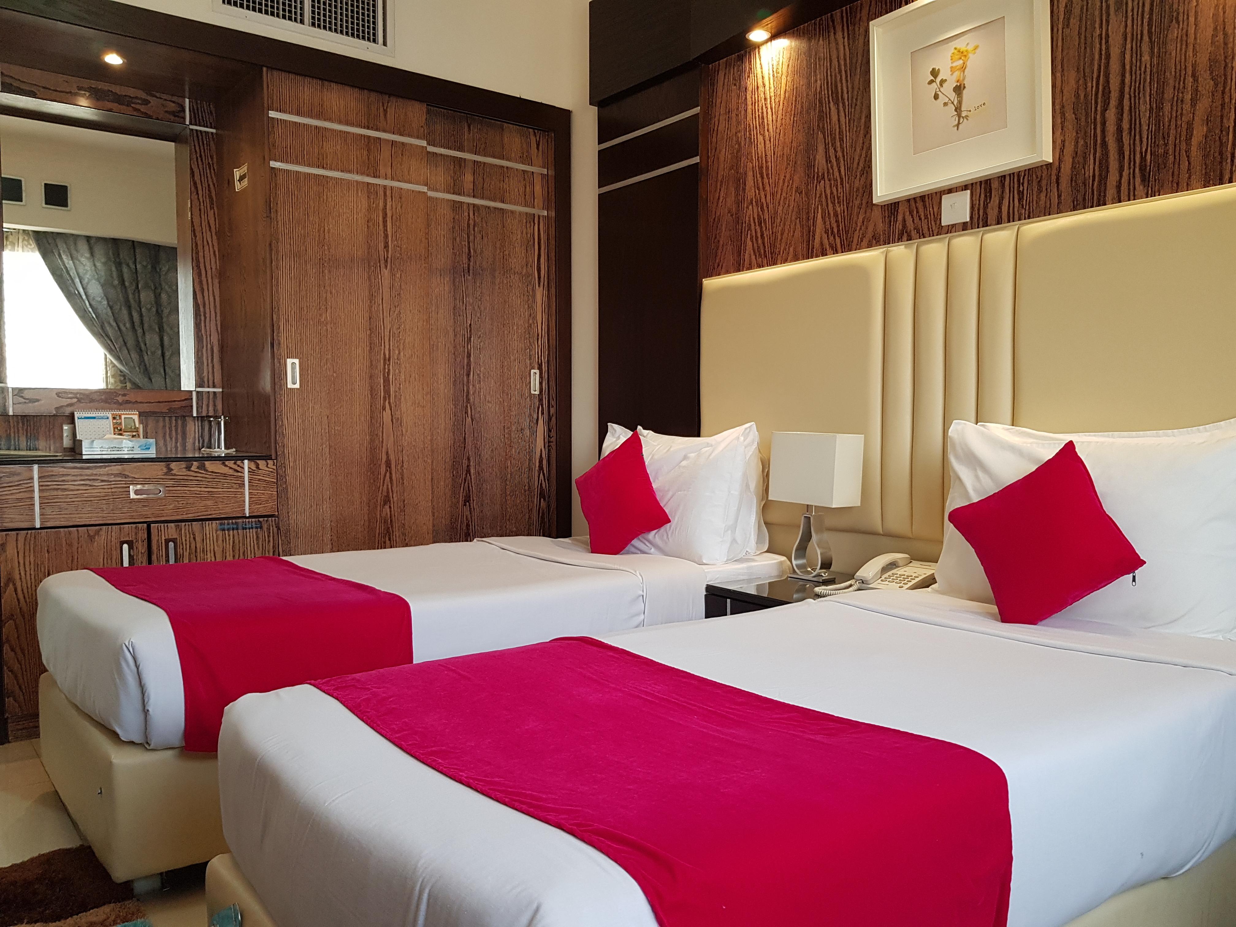 Kuwait Continental Hotel Kuwait City Bagian luar foto