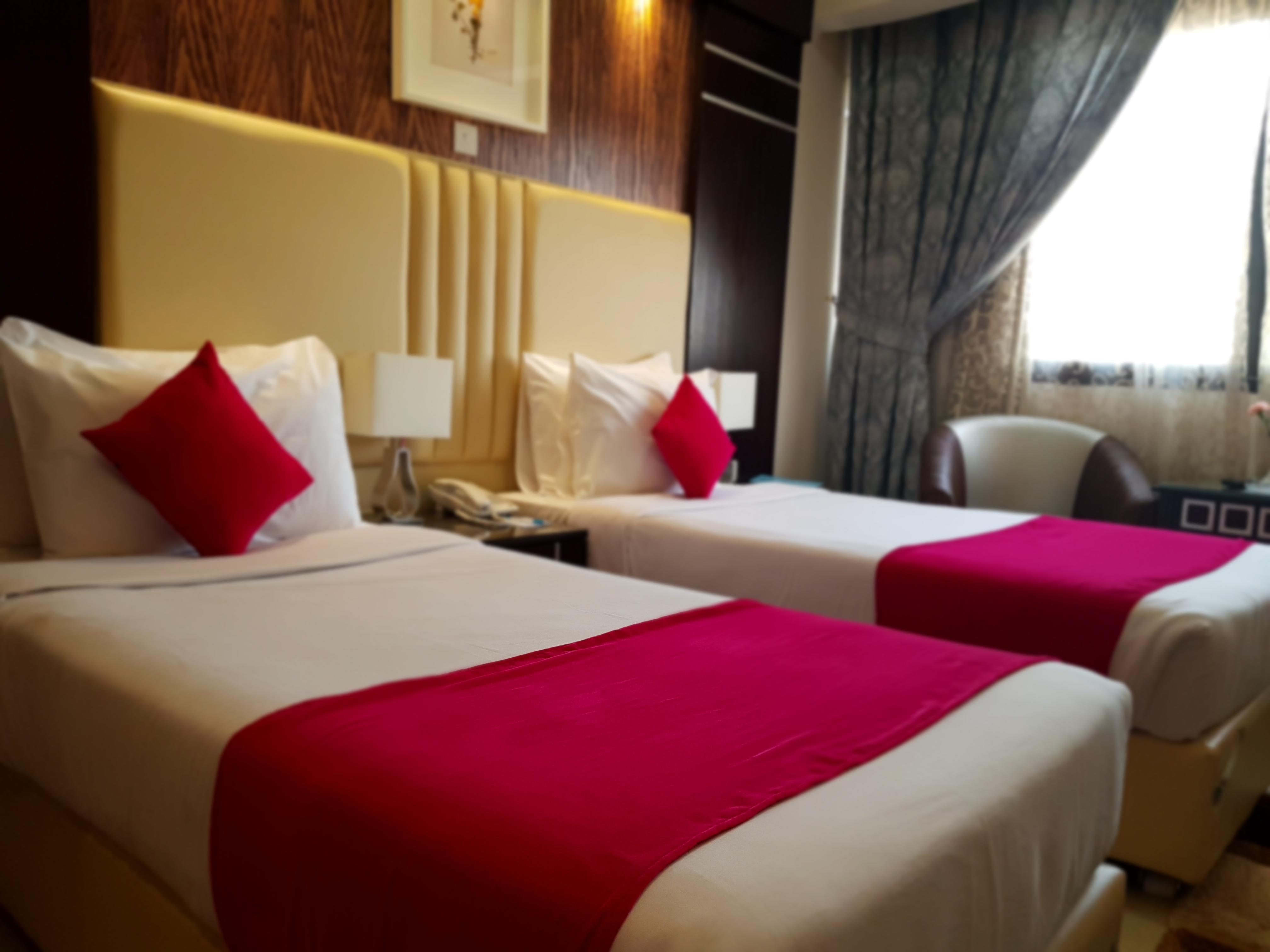 Kuwait Continental Hotel Kuwait City Bagian luar foto