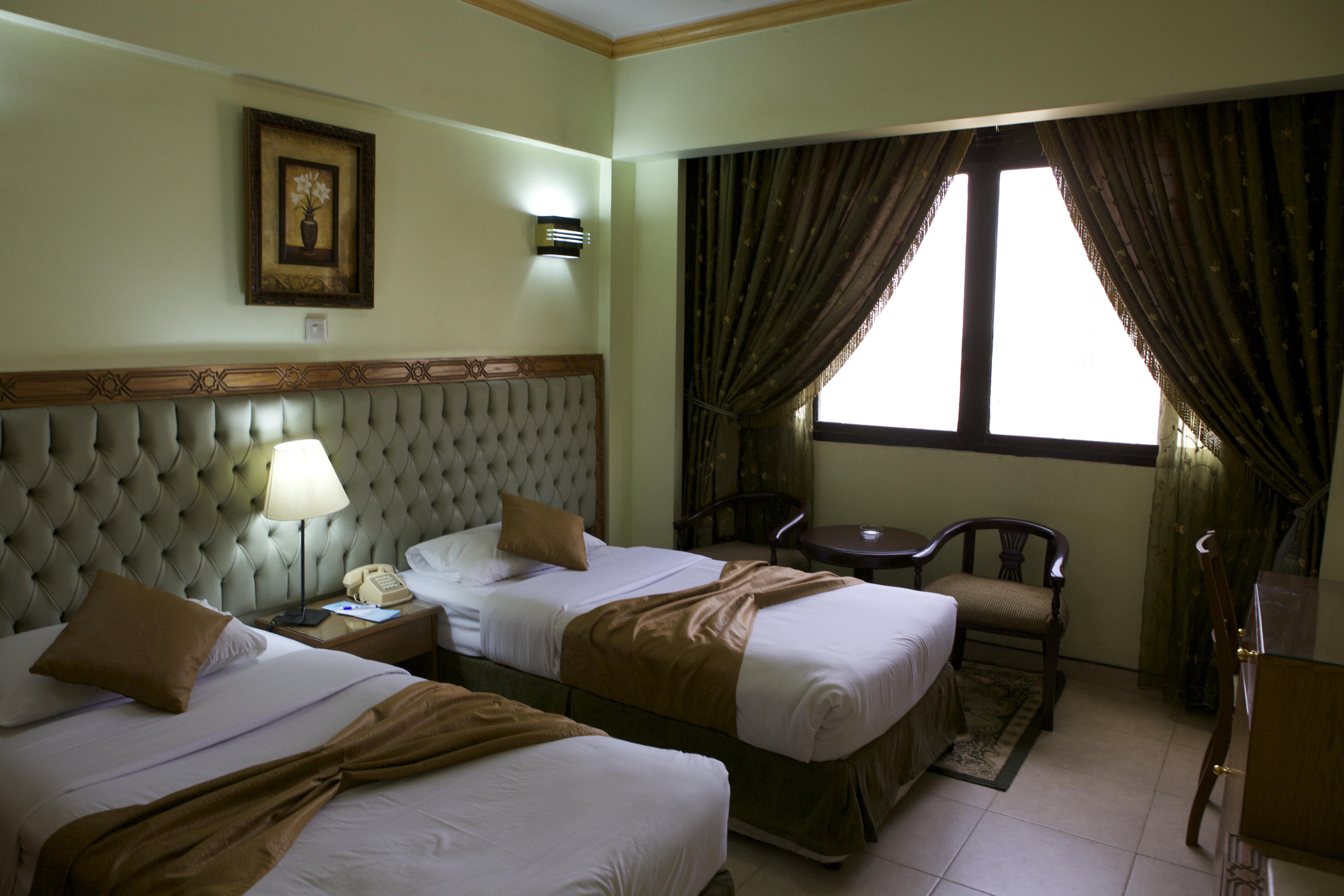 Kuwait Continental Hotel Kuwait City Bagian luar foto