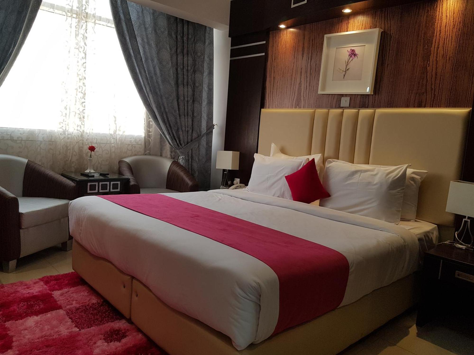 Kuwait Continental Hotel Kuwait City Bagian luar foto