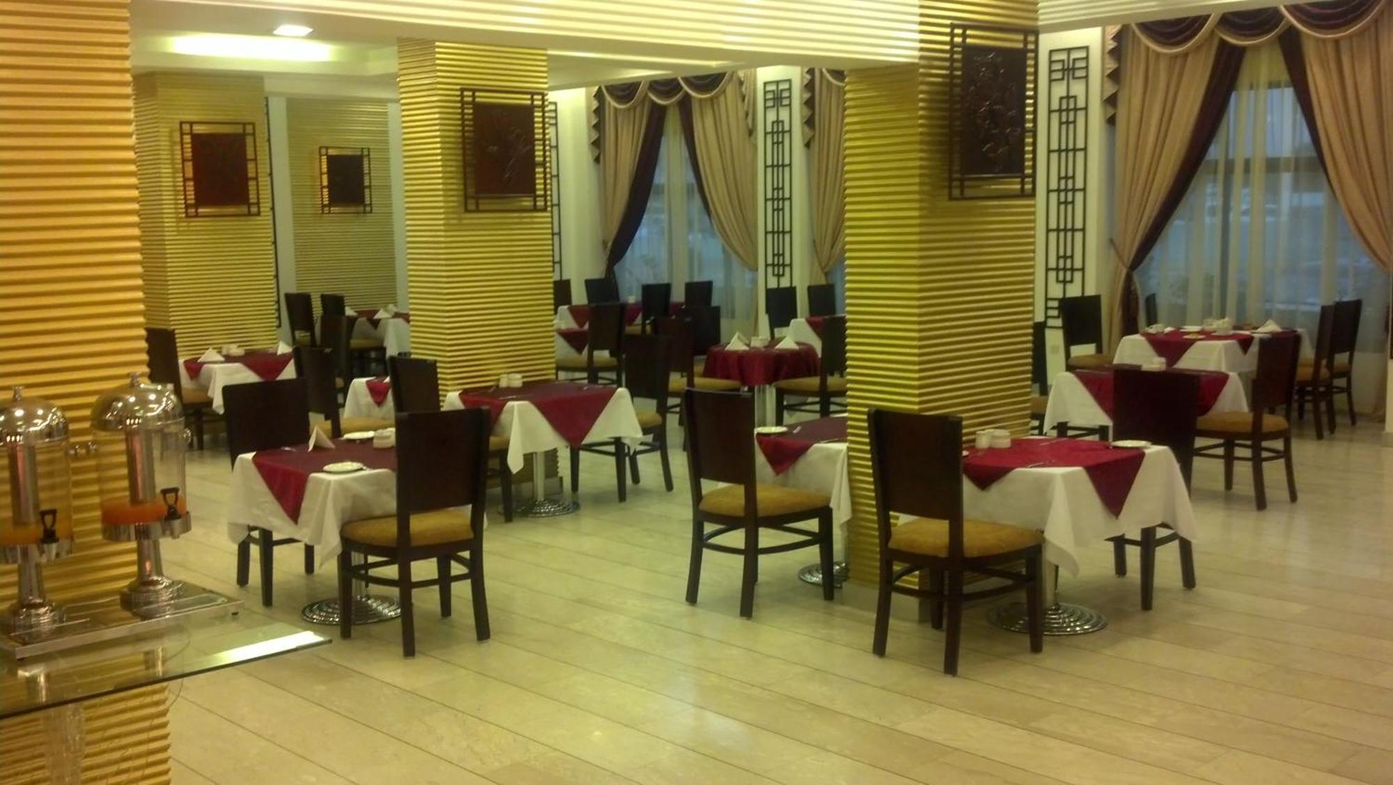 Kuwait Continental Hotel Kuwait City Bagian luar foto