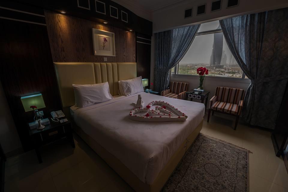 Kuwait Continental Hotel Kuwait City Bagian luar foto
